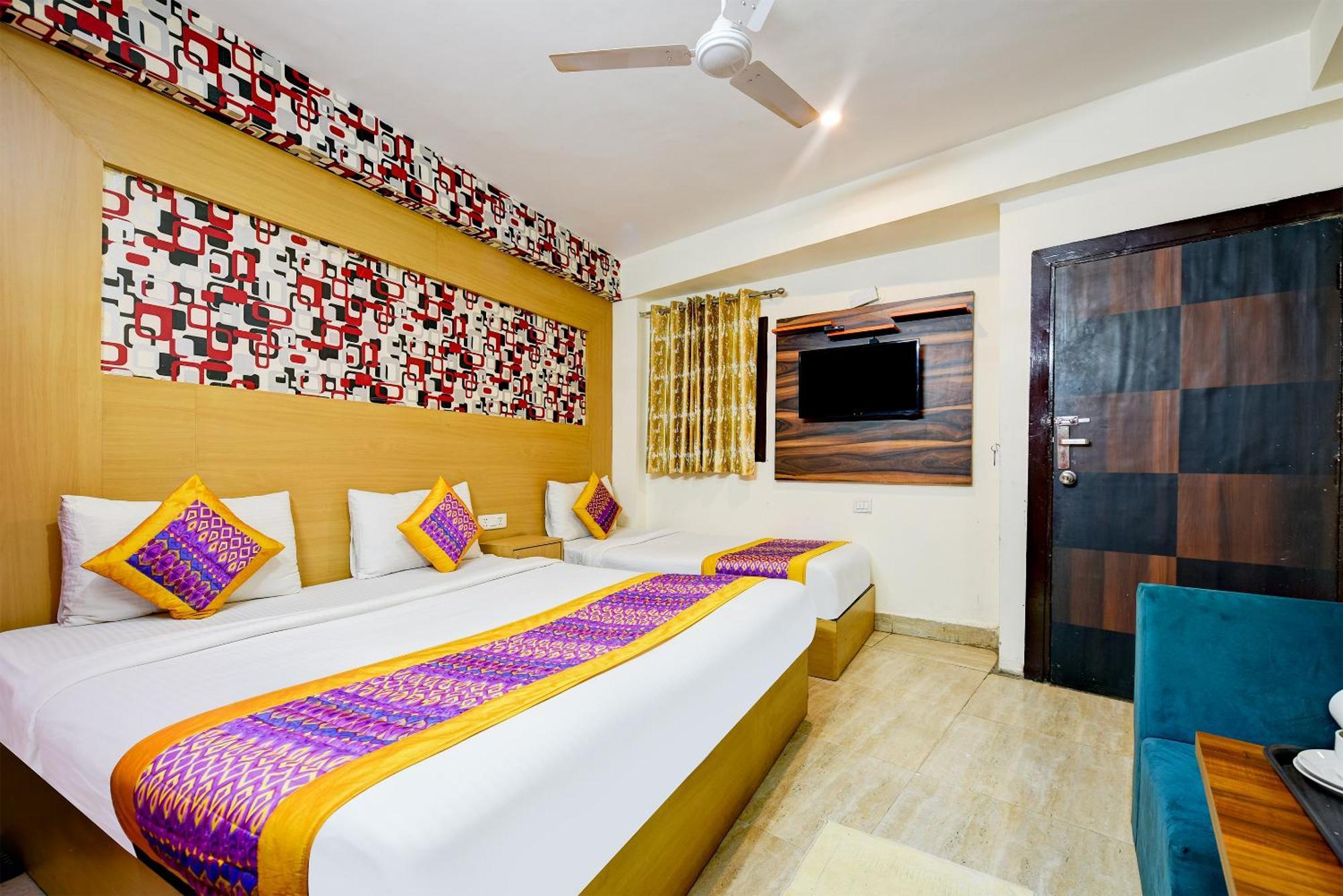 Majestic Park B & B At Airport Ню Делхи Екстериор снимка