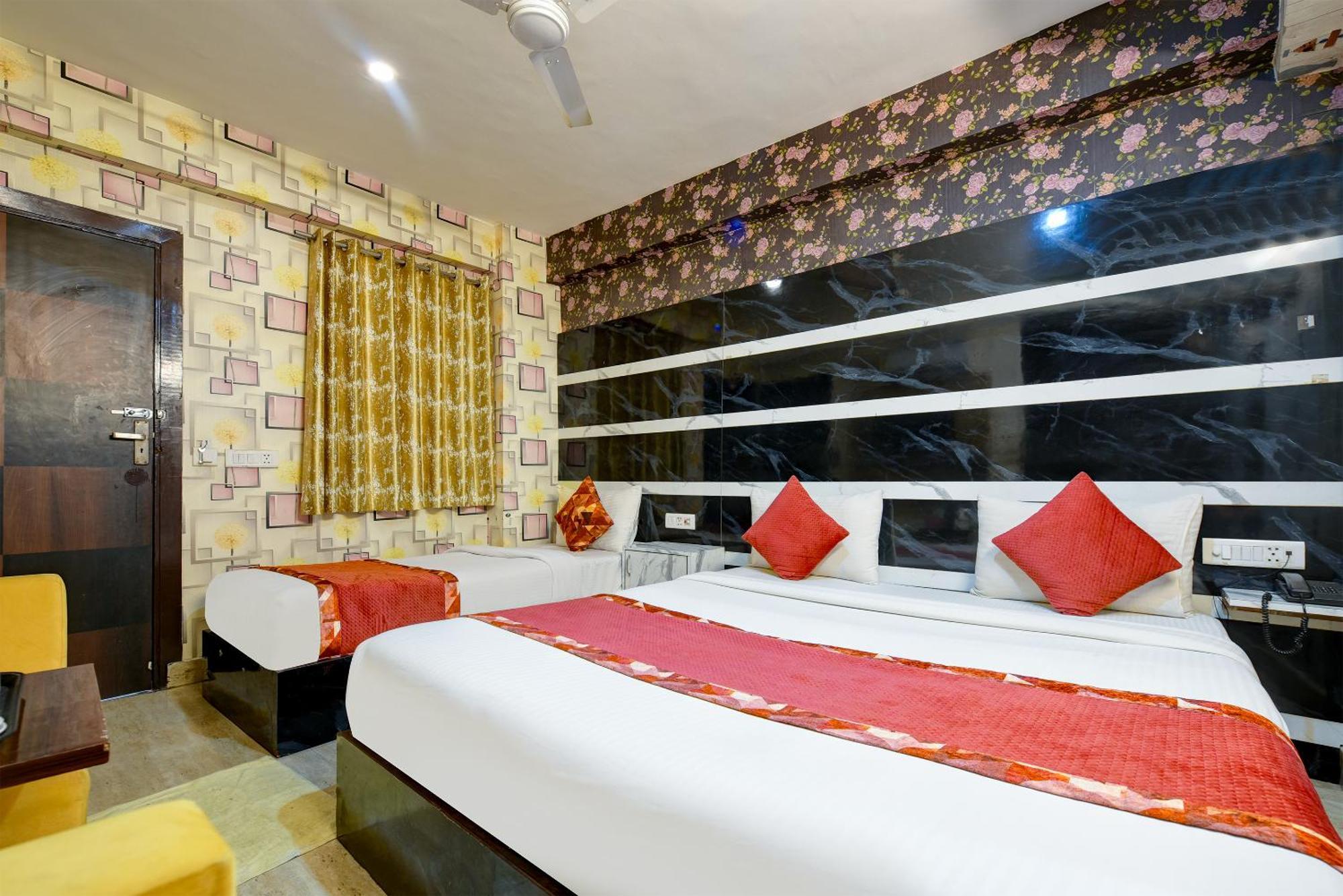 Majestic Park B & B At Airport Ню Делхи Екстериор снимка